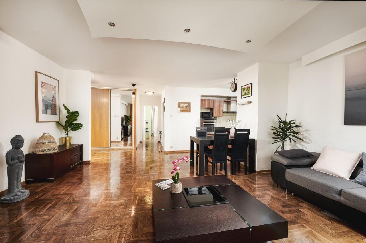 Lumina Spacious Apartment Near The Railway Station Varšava Exteriér fotografie