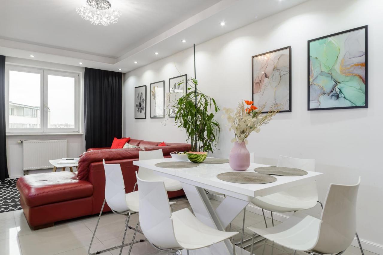 Lumina Spacious Apartment Near The Railway Station Varšava Exteriér fotografie